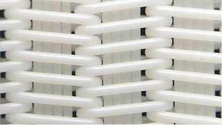 提升污泥脱水效率：带式压滤机滤布选型与维保指南